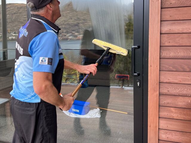 The Secret to Sparkling Windows – Professional Tips from Wash Rite