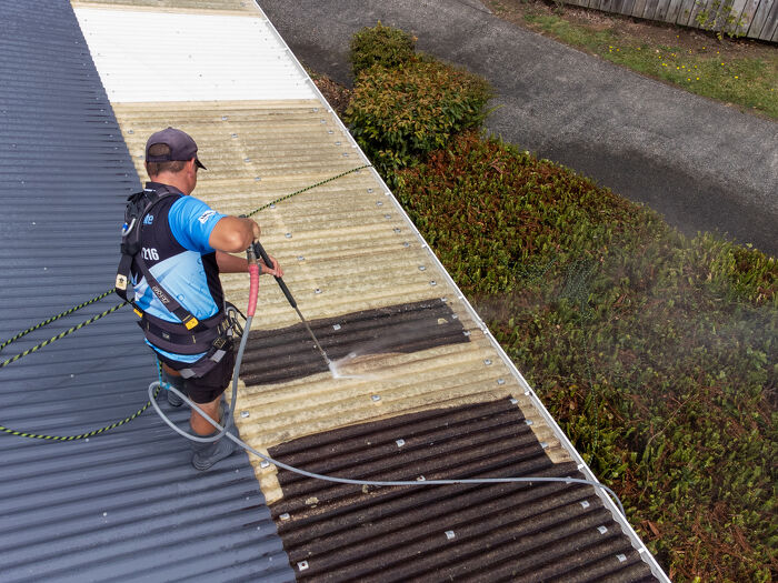 What Is the Best Thing to Clean a Roof With