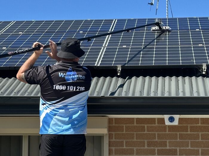 The Invisible Obstacle: How Dirty Solar Panels Are Quietly Costing Australians